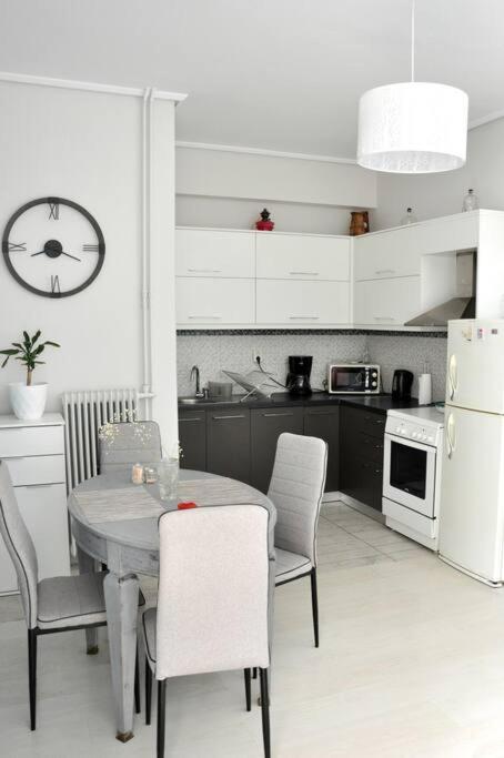 Koukakis Sunshine Roof Apartment Атина Екстериор снимка